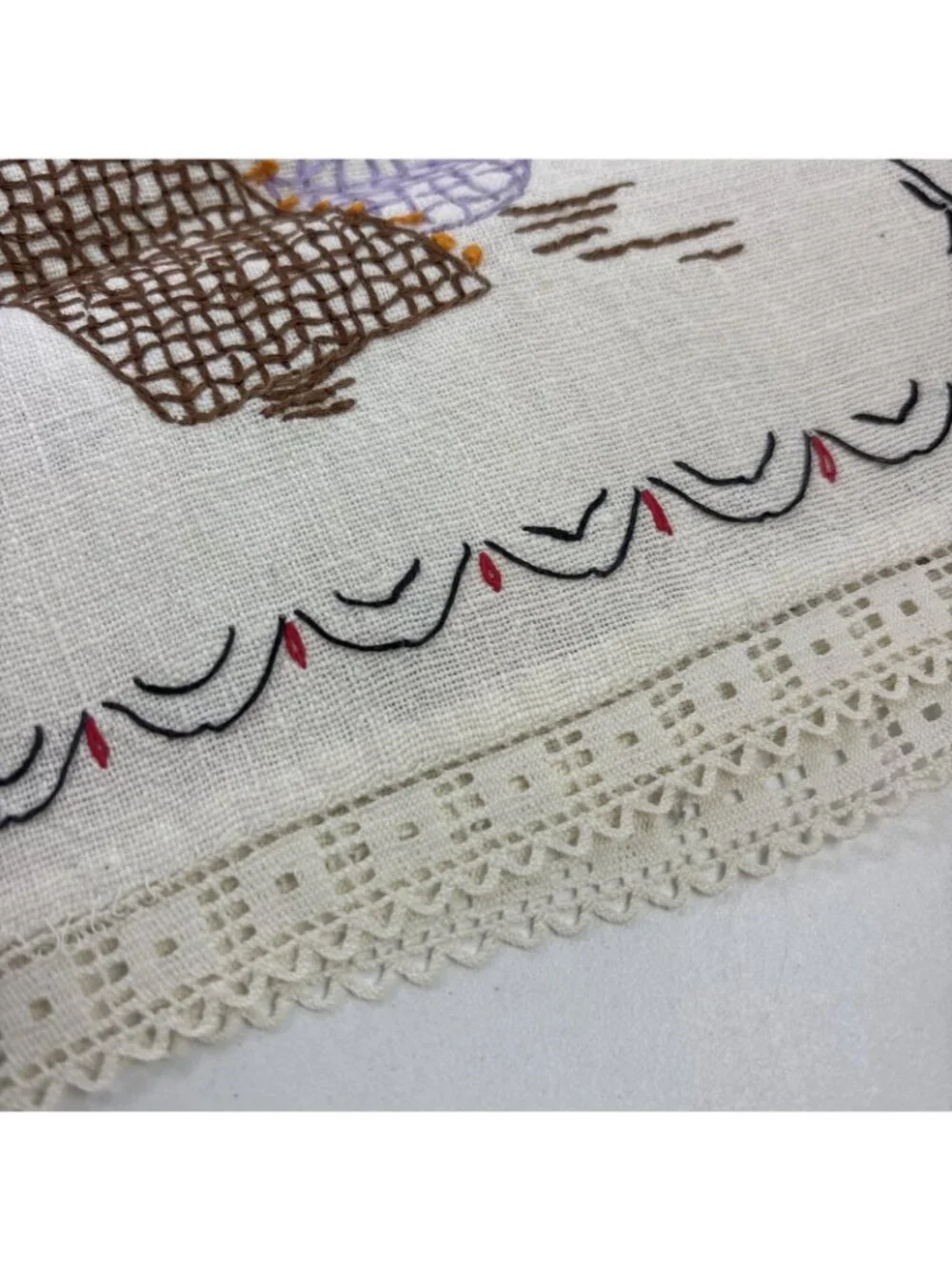 Vintage Mexican Folk Embroidered Desser Scarf Table Runner Linen 13.5” X 41”
